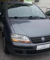 Fiat Idea 1.3 Multijet 16V Emotion