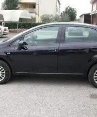 FIAT Punto 1.4 8V 5 porte Natural Power Street rif. 5990013