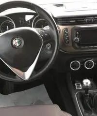 Alfa Romeo Giulietta 1.6 JTDm-2 105 CV Distinctive