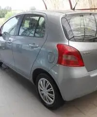 Toyota Yaris ( GPL ) ( GAS )  5 PORTE  5 POSTI  ok anche per neo paten