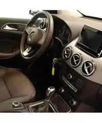 Mercedes-Benz Classe B B 180 d Sport