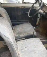 Auto d'epoca Fiat 500L