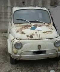 Auto d'epoca Fiat 500L