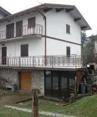 Villetta a schiera indipendente Villetta a schiera indipendente