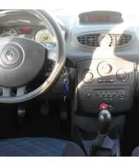 Clio 1.216V5Porte Dynamique
