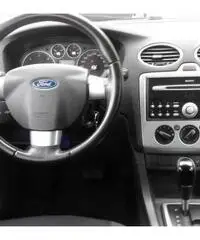 Ford Focus Station Wagon 1.6 Tdci S.w. DPF automatica