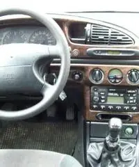 Ford Mondeo SW 1.8 TD 90CV Ghia