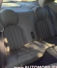 JAGUAR XK8 4.0i Coupé