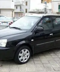 Kia Carens 2.0 16V CRDi 112CV LX