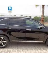 KIA Sorento 2.2 CRDi Stop&Go AUTO 2WD Loft 7 posti KM0 KIA Sorento 2.2 CRDi Stop&Go AUTO 2WD Loft 7 posti KM0