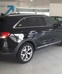 KIA Sorento 2.2 CRDi Stop&Go AWD Feel Rebel  KIA Sorento 2.2 CRDi Stop&Go AWD Feel Rebel