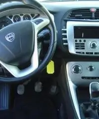 Lancia Delta 1.6 MJT DPF ORO