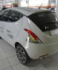 LANCIA Ypsilon 1.2 69 CV 5 porte Mya