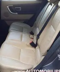 LAND ROVER Discovery Sport 2.2 SD4 HSE (DVD Post-Xeno-Pelle) LAND ROVER Discovery Sport 2.2 SD4 HSE (DVD Post-Xeno-Pelle)