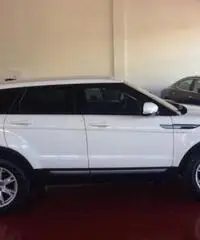 LAND ROVER Range Rover Evoque 2.2 TD4 5p. Pure LAND ROVER Range Rover Evoque 2.2 TD4 5p. Pure