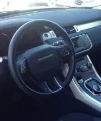 LAND ROVER Range Rover Evoque 2.2 TD4 5p. Pure LAND ROVER Range Rover Evoque 2.2 TD4 5p. Pure