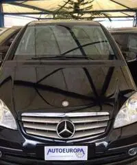 MERCEDES-BENZ A 180 CDI Elegance - Automatica MERCEDES-BENZ A 180 CDI Elegance - Automatica