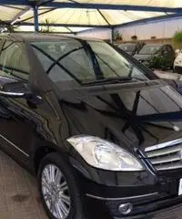 MERCEDES-BENZ A 180 CDI Elegance - Automatica MERCEDES-BENZ A 180 CDI Elegance - Automatica