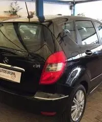 MERCEDES-BENZ A 180 CDI Elegance - Automatica MERCEDES-BENZ A 180 CDI Elegance - Automatica