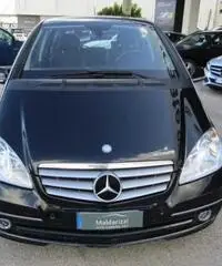 MERCEDES-BENZ A 180 CDI Elegance