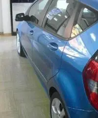 MERCEDES-BENZ A 180 CDI Avantgarde Edition 10