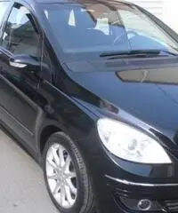 MERCEDES-BENZ B 200 CDI Sport