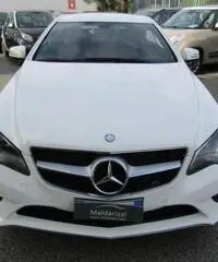 MERCEDES-BENZ E 220 d Coupé Sport