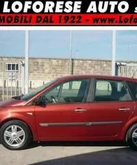 RENAULT Grand Scenic 1.9 dCi Confort Dynamique RENAULT Grand Scenic 1.9 dCi Confort Dynamique