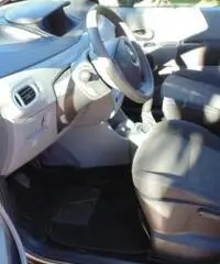 RENAULT Modus 1.5 dCi 65CV Dynamique