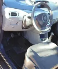 RENAULT Modus 1.5 dCi 65CV Dynamique