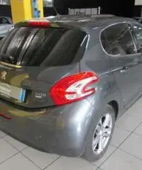 PEUGEOT 208 1.6 e-HDi 92 CV Stop&Start 5 porte Allure