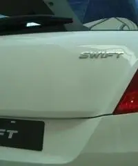 SUZUKI Swift 1.2 benzina cool 5 porte SUZUKI Swift 1.2 benzina cool 5 porte