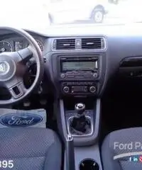 VOLKSWAGEN Jetta 1.6 TDI