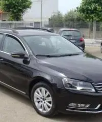 VOLKSWAGEN Passat Var. 2.0 TDI Comfortline BM.Tech. VOLKSWAGEN Passat Var. 2.0 TDI Comfortline BM.Tech.