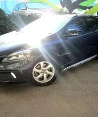 Volvo V40 Cross Country D2 1.6 115 cv Momentum