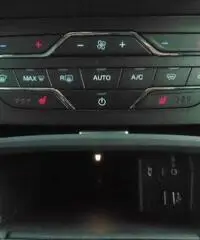 Ford Edge 2.0 TDCI 210 CV AWD Start&Stop Powershift Titanium