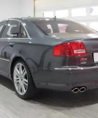 AUDI S8 5.2 V10 QUATTRO 450CV