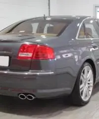 AUDI S8 5.2 V10 QUATTRO 450CV