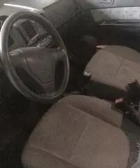 auto in buonissime condizioni generale, perfettamente funzionante.