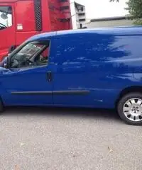 FIAT Doblo EURO 5 METANO BENZINA