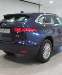 JAGUAR F-Pace 2.0d AWD PURE 180 CV AUTOMATICO MODEL YEARS 2016