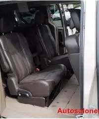 LANCIA Voyager 2.8 Turbodiesel Platinum 177 CV 7 POSTI