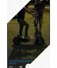 Monopattino a motore scoppio 50cc Monopattino a motore scoppio 50cc