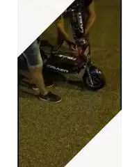 Monopattino a motore scoppio 50cc