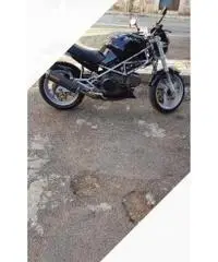 Ducati Monster 600 - 1999 Ducati Monster 600 - 1999