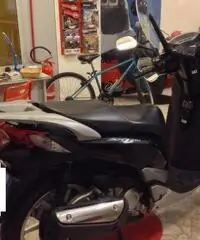 Honda SH 300 i