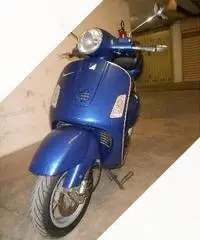 Piaggio Vespa 200 L - 2005 Piaggio Vespa 200 L - 2005
