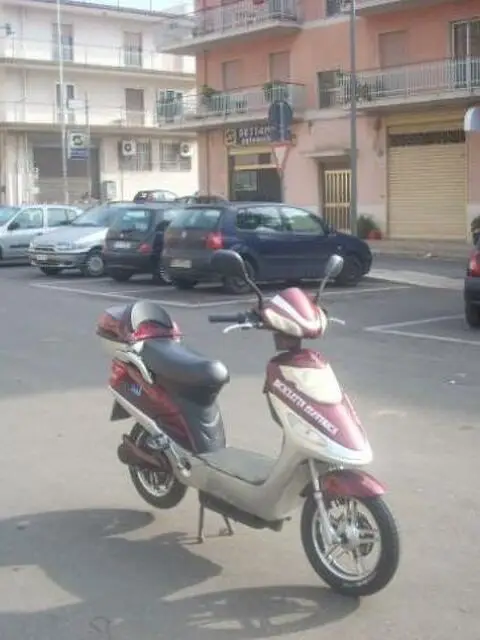 Scooter elettrico Scooter elettrico