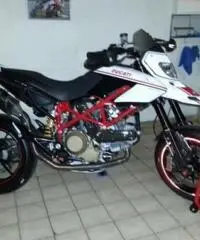 Sensazionale DUCATI Hypermotard 1.1 EVO SP