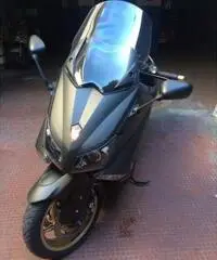 YAMAHA T-MAX